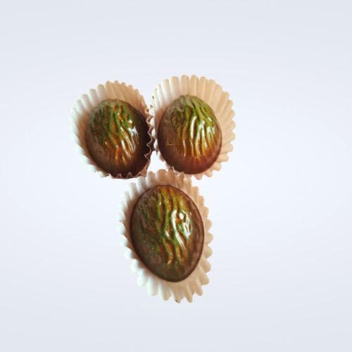 Belgian chocolate ( caramel, hazelnut )